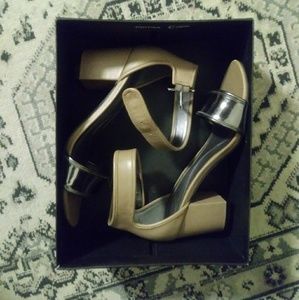 TAHARI Heeled Sandals
